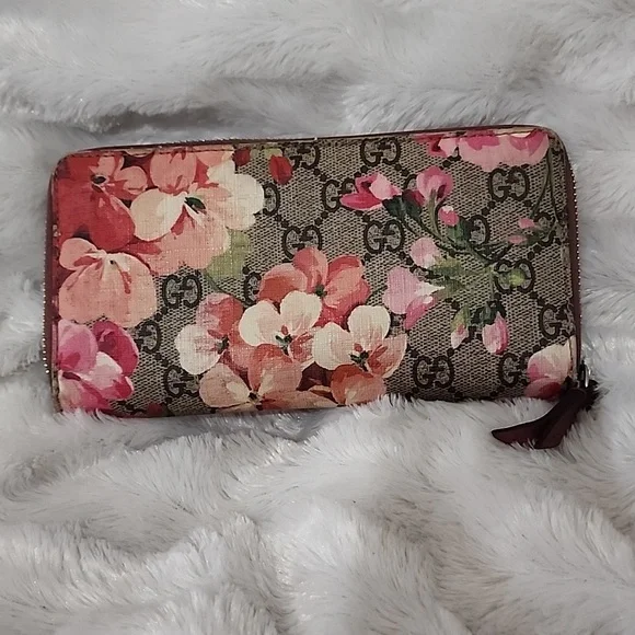 Gucci Bags Authentic Gucci Gg Blooms Zip Around Wallet Poshmark